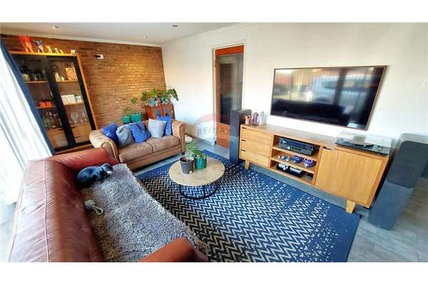 Venta casa 183 metros, la reina - remodelada!!