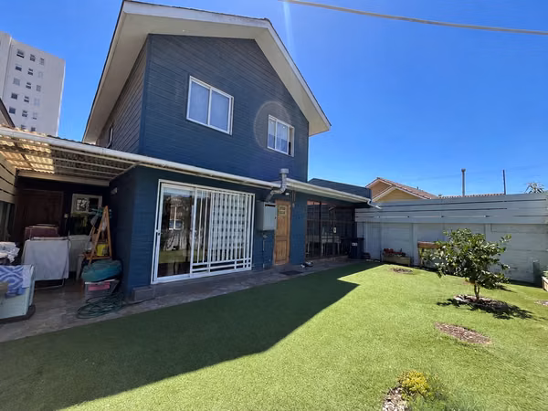 EXCLUSIVA PROPIEDAD EN PARQUE CENTRAL 235m² DE TERRENO, QUILLOTA
