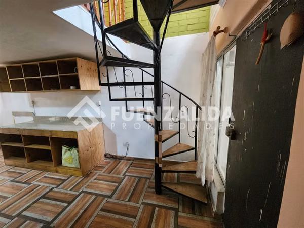Venta casa Cerro Navia 3D 1B + E 100 mt2