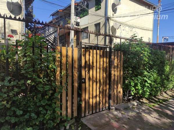 Departamento en venta de 2 dorm. 1 baño, en Maipú