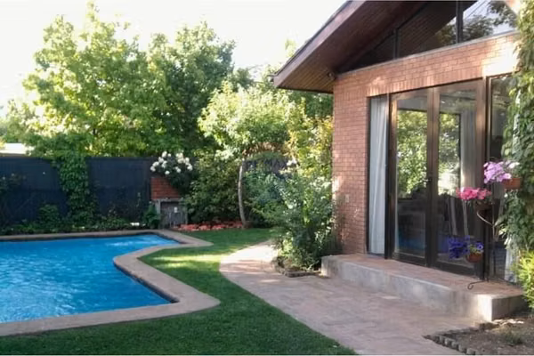 Encantadora casa con piscina y quincho