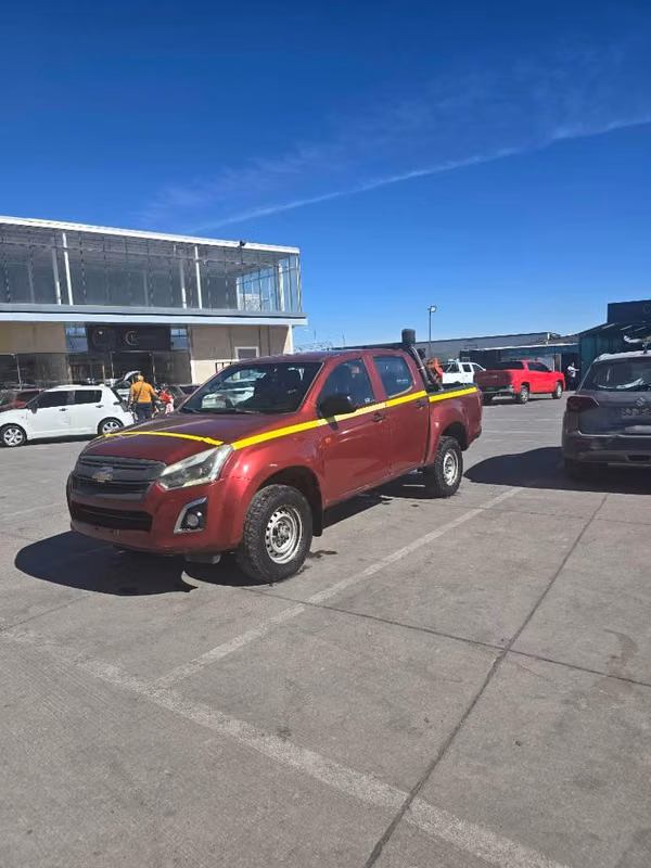 Camioneta DMAX 4 x 4 año 2020
