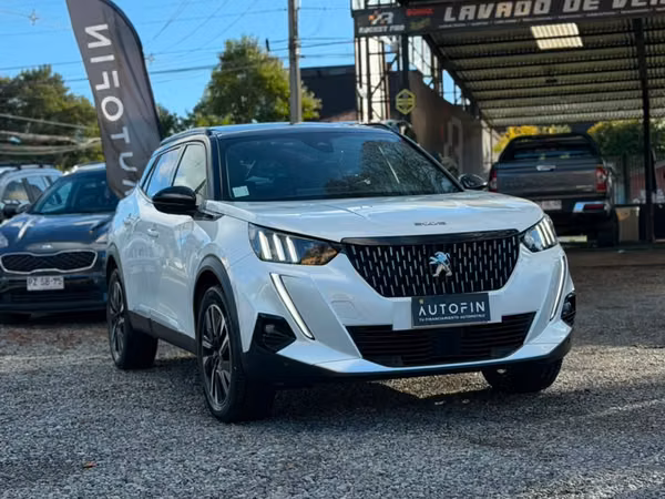 PEUGEOT 2008 BLUE HDI 130 EAT8 1.5 AUT 2023