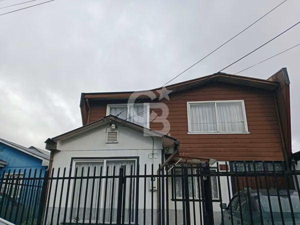 Amplia Casa Sector Alto Osorno
