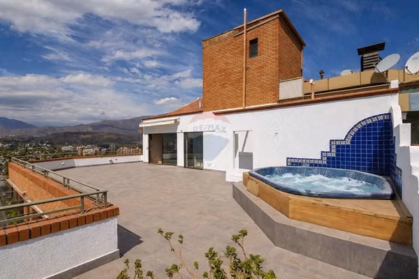 Penthouse exclusivo con terraza panorámica