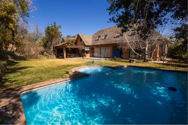 Casa exclusiva en las pircas peñalolén