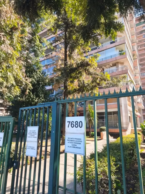 Amplio Depto 3 Dorm Y 2 Baños Con Estac Y Bodega En Lolco, Las Condes