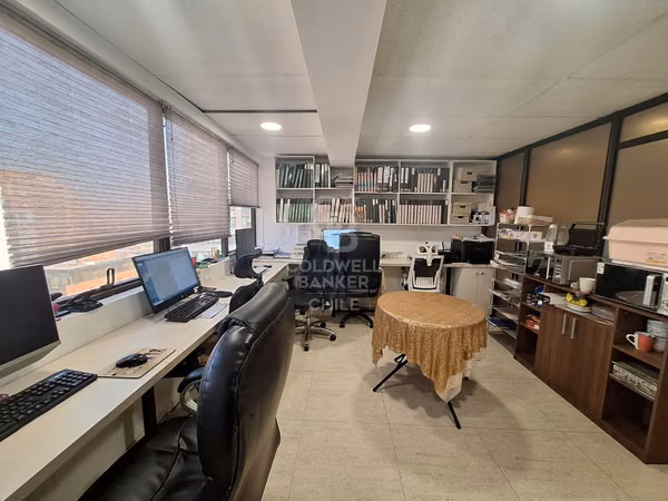 Inversión venta Oficina en Providencia a pasos del metro