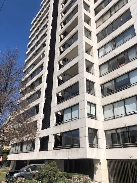 Departamento ESQUINA PRESIDENTE RIESCO, A PASOS DE ESCUELA MILITAR