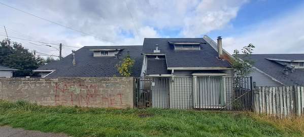 TERRENO CON DOS CASAS A LA VENTA