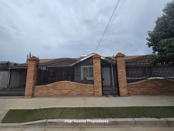 Barrio Las Mercedes, Graneros