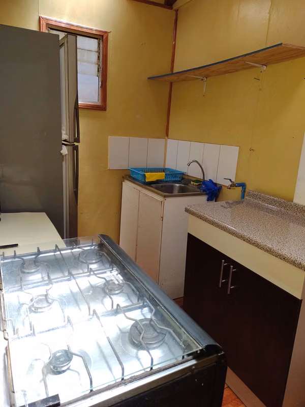 Arriendo pieza amoblada en Villa Alemana.