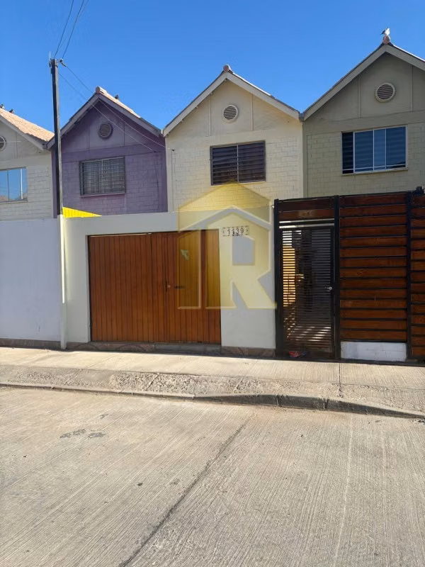Se vende casa en sector norte, Villa Altos de Copiapó.