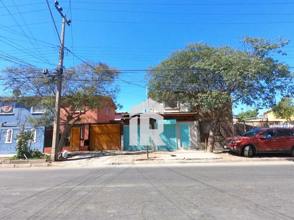 Venta local comercial en avenida principal, en El Palomar