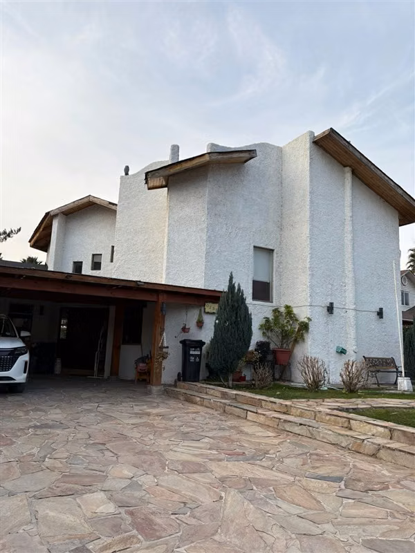 TusCorredores vende hermosa casa en Loteo Las Vizcachas