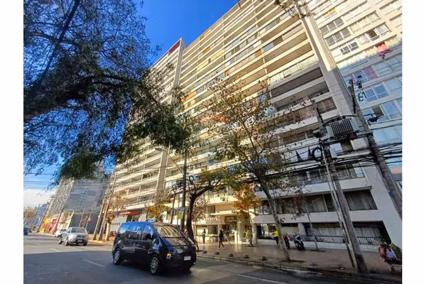 Departamento en venta / estudio / metro ecuador
