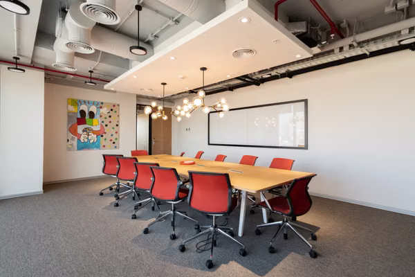 Oficina en arriendo ubicado en Centro Histórico de Santiago