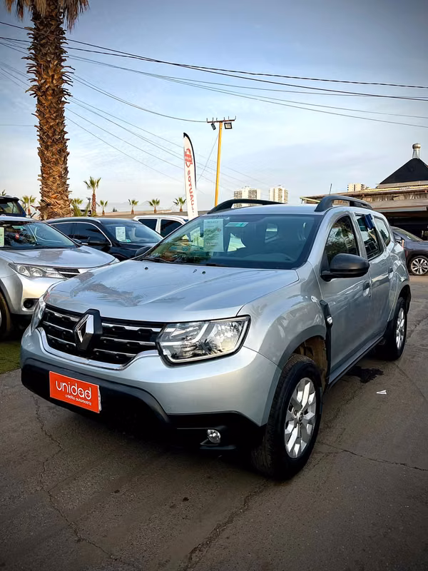 RENAULT DUSTER