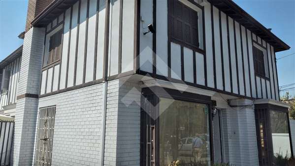 CASA COMERCIAL en arriendo en Las Condes