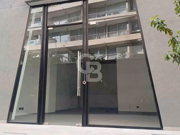 Arriendo espacio Comercial Estratégico: Gran Potencial, CBG