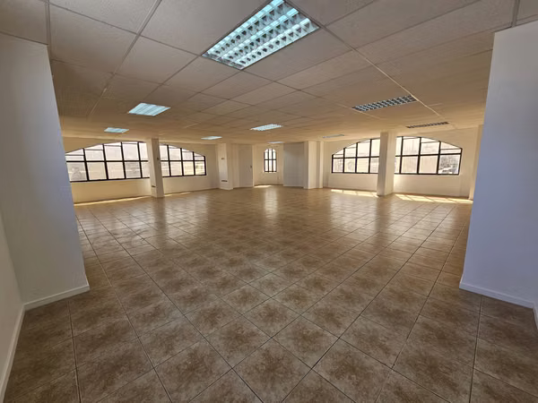 Se arriendan oficinas – Centro de Iquique, calle Barros Arana