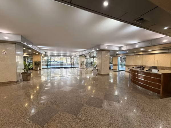 Gran oficina a pasos de Metro Alcántara