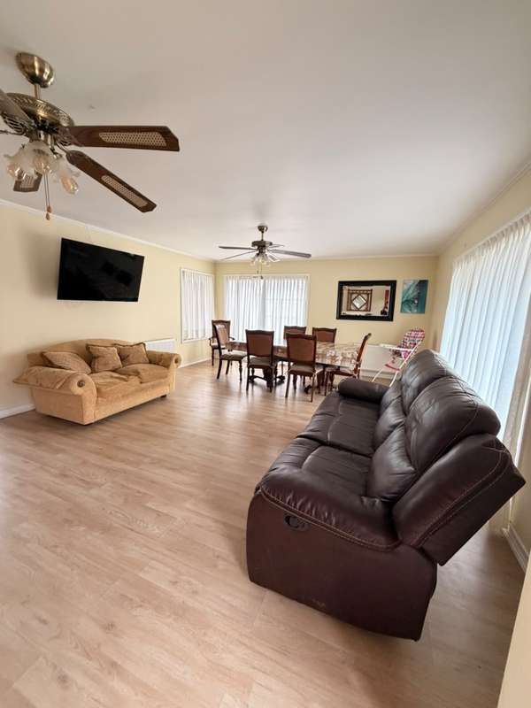 Casa en Arriendo Pingueral Tomé | Piscina Privada | Jacuzzi