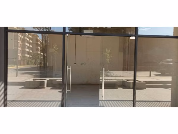ARRIENDO Locales Comerciales Bellavista 68,09 m2 aprox.