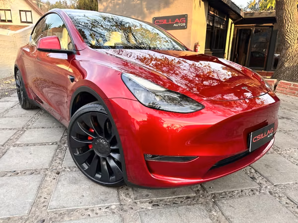 TESLA MODEL Y PERFORMANCE 4X4  2025