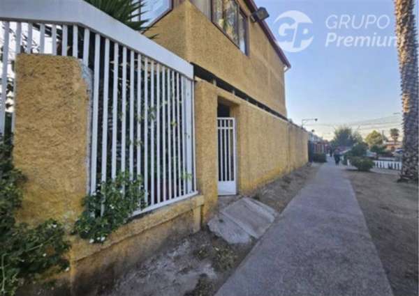 A LA VENTA CASA EN QUILICURA, SOLICITA TU HORA