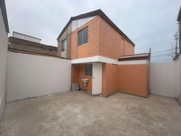 se vende casa camino las pesqueras