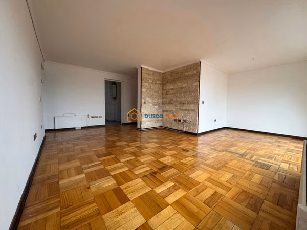 AMPLIO DEPARTAMENTO EN VENTA 4D 3B EN TUCAPEL A PASOS PARQUE ECUADOR