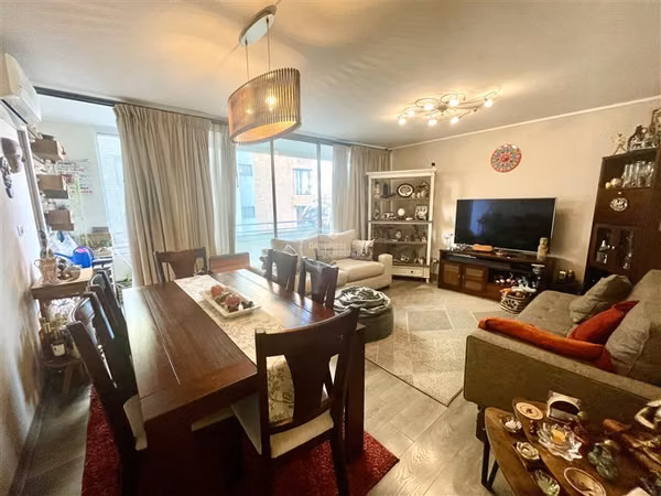 Depto 3 dorm, 2 baños, 1 estac, lado Parque Inés de Suarez