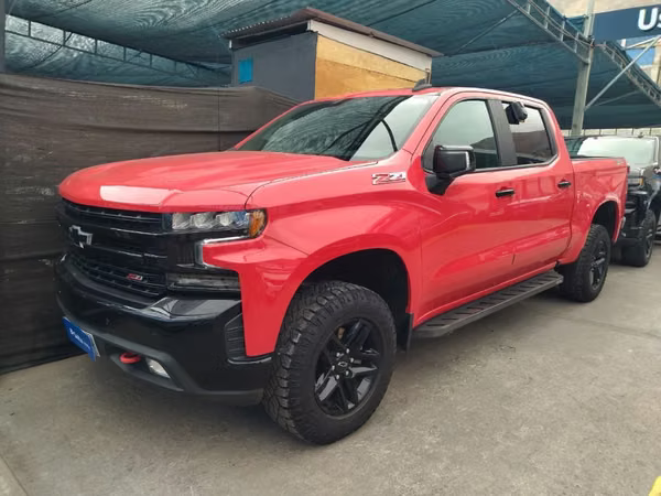 Chevrolet Silverado 5.3 LT TRAILBOSS Z71 4X4 AT 4P 2021