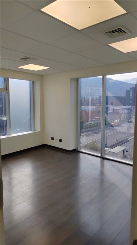 Oficina en arriendo en Las Condes