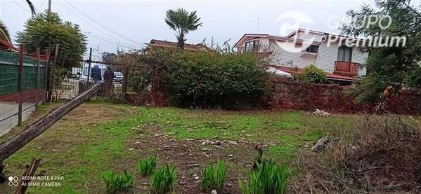 Excelente Sitio en venta en Canal Chacao