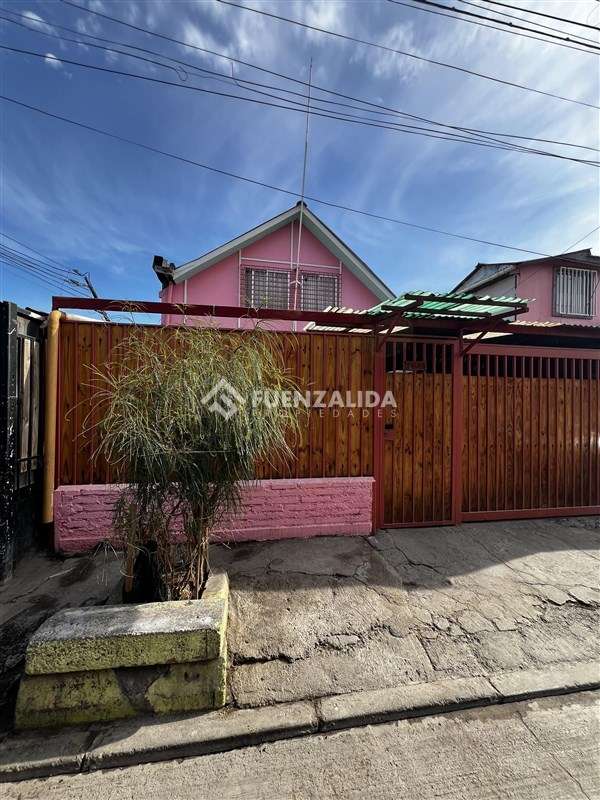 Casa en venta de 4 dorm. en Cerrillos