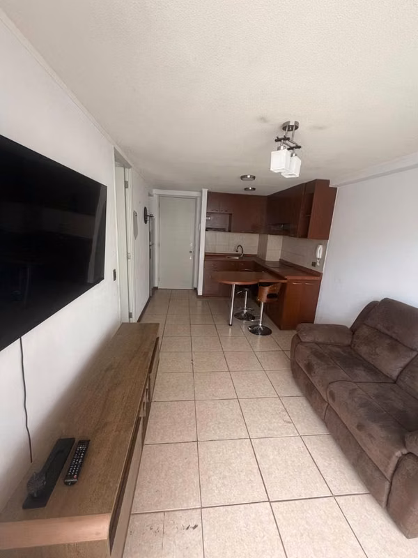 Se arrienda departamento amoblado