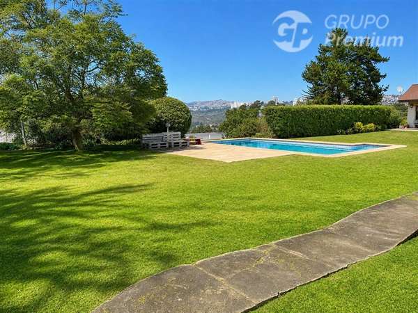 Exclusiva y amplia propiedad con dos casas Los Pinos Reñaca