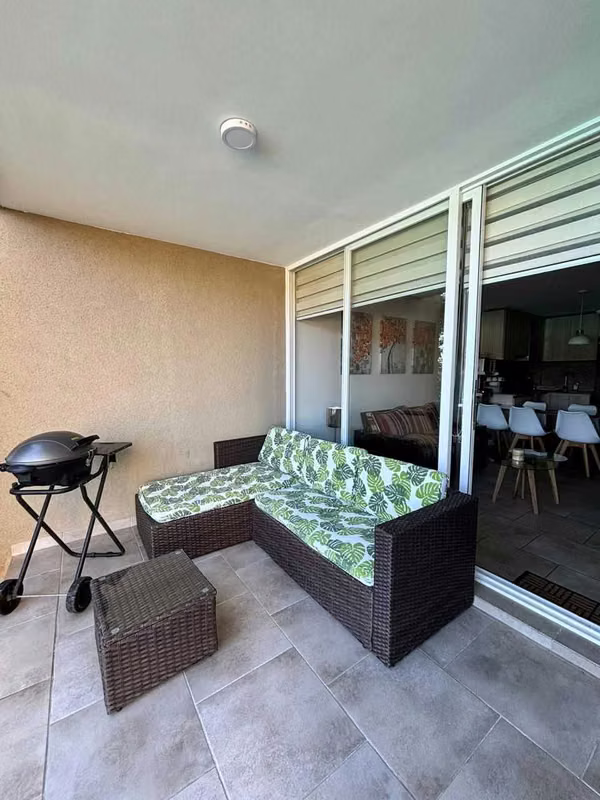 Amplio depto. condominio Las cruces (172238)