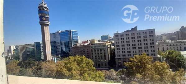 Amplia Oficina en venta en Santiago