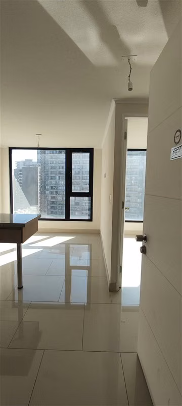 Departamento en venta de 1 dorm. Santiago / Parque Almagro