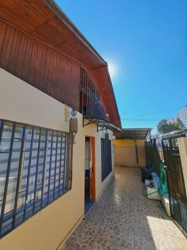 Casa 4 dormitorios, La Cisterna, Arturo Prat