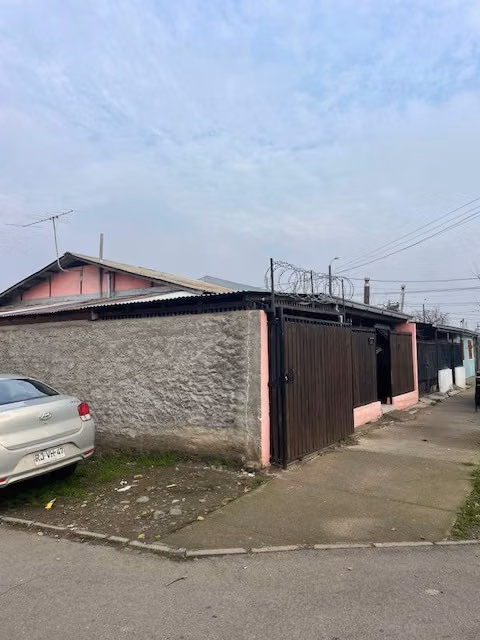 VENDE EXCELENTE CASA BOBADILLA-SAN JAVIER