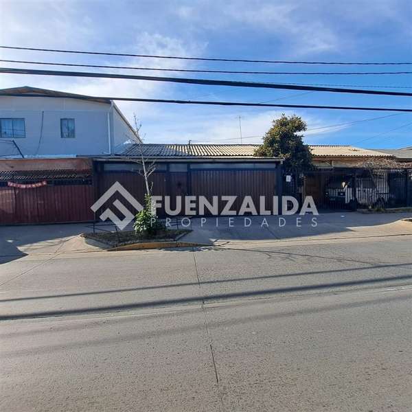 Oportunidad Casa en venta de 4 dorm. en San Joaquín
