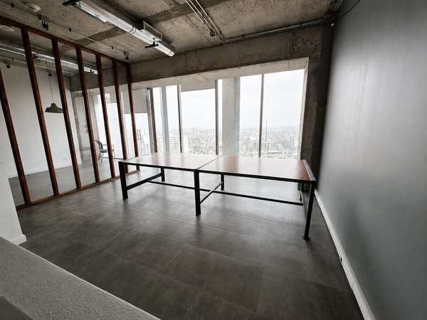 ARRIENDO OFICINA EN METRO PRINCIPE DE GALES