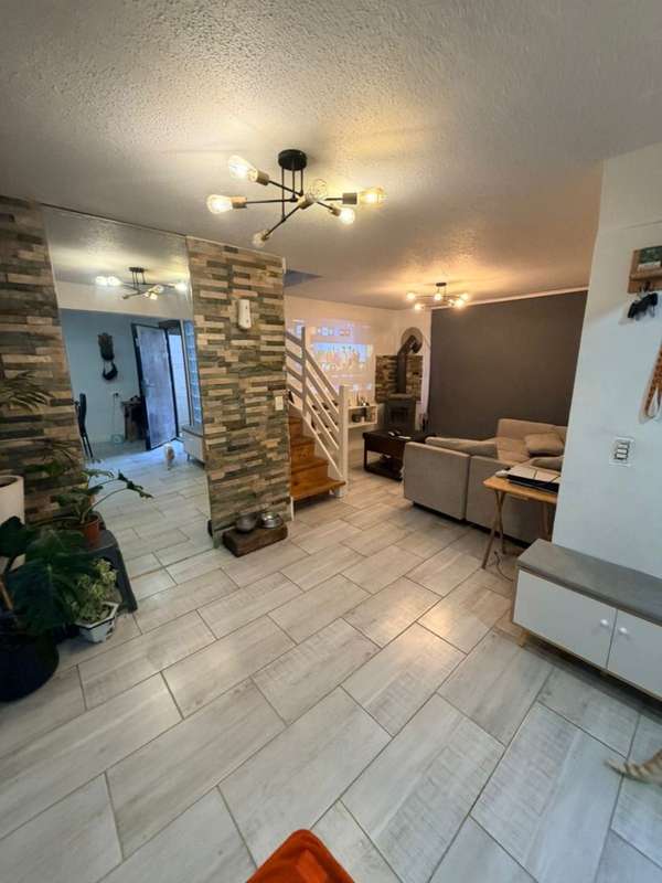 Vende casa villa roberto Matta cercano a boulevard