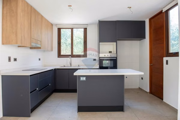Se vende casa 159m2 centro isla de maipo
