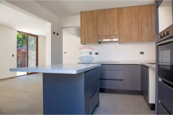 Se vende casa 159m2 centro isla de maipo
