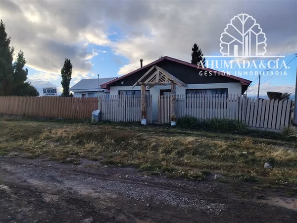 Casa en venta de 4 dorm. en Coihaique